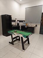 Kuantan putra home