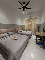 Kuantan putra home