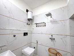 Hotel Banke Bihari Dham - 500 mtr from Prem Mandir
