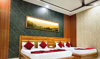 Hotel Banke Bihari Dham - 500 mtr from Prem Mandir