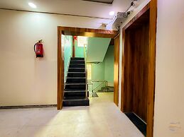 Hotel Banke Bihari Dham - 500 mtr from Prem Mandir