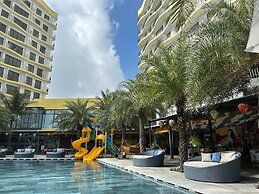 Wyndhoian Beachfront Villas