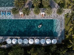 Wyndhoian Beachfront Villas