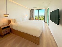 Wyndhoian Beachfront Villas