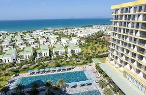 Wyndhoian Beachfront Villas