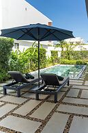 Wyndhoian Beachfront Villas