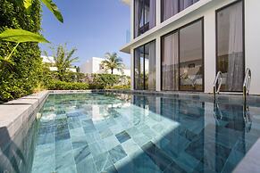 Wyndhoian Beachfront Villas