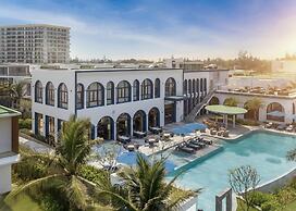 Wyndhoian Beachfront Villas
