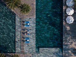 Wyndhoian Beachfront Villas