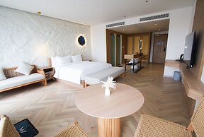 Wyndhoian Beachfront Villas