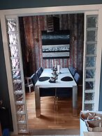 Room-room in Apartment Within Walking di