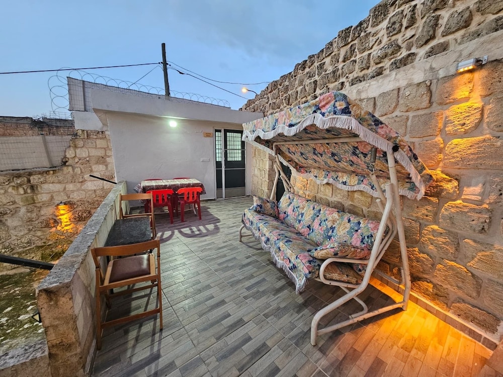 Tarihi Midyat Acar Konağı-Butik Otel