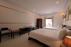 Rose Wood Cat Ba Villa