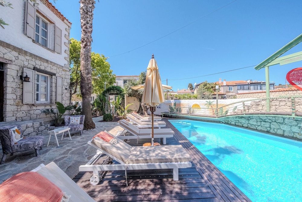 B House Alaçatı