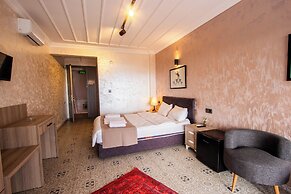 cundera hotel