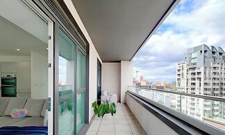 Deluxe Serviced Three Bedroom Apartment