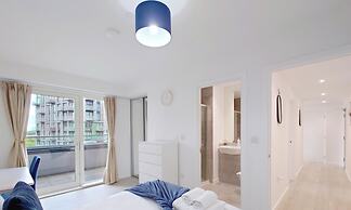 Deluxe Serviced Three Bedroom Apartment