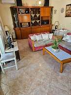 Tinas House