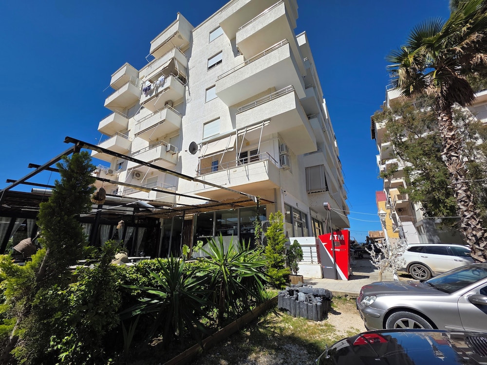 Sunny Waves Seafront Apartment