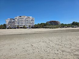 Sunny Waves Seafront Apartment