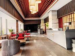 The Trinity Mandala Seaview