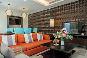 Aura Sun Premier Villa Da Nang