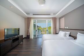 Aura Sun Premier Villa Da Nang