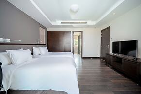 Aura Sun Premier Villa Da Nang