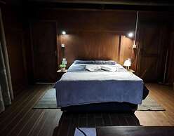 Chobe Lesoma Chalets Hotel