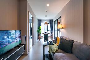 Luxurious 35 Sqm Condo With Stunning Bangkok Views
