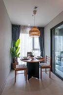 Luxurious 35 Sqm Condo With Stunning Bangkok Views