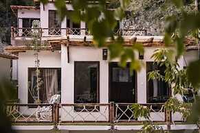 Fort View Hotel Hunza