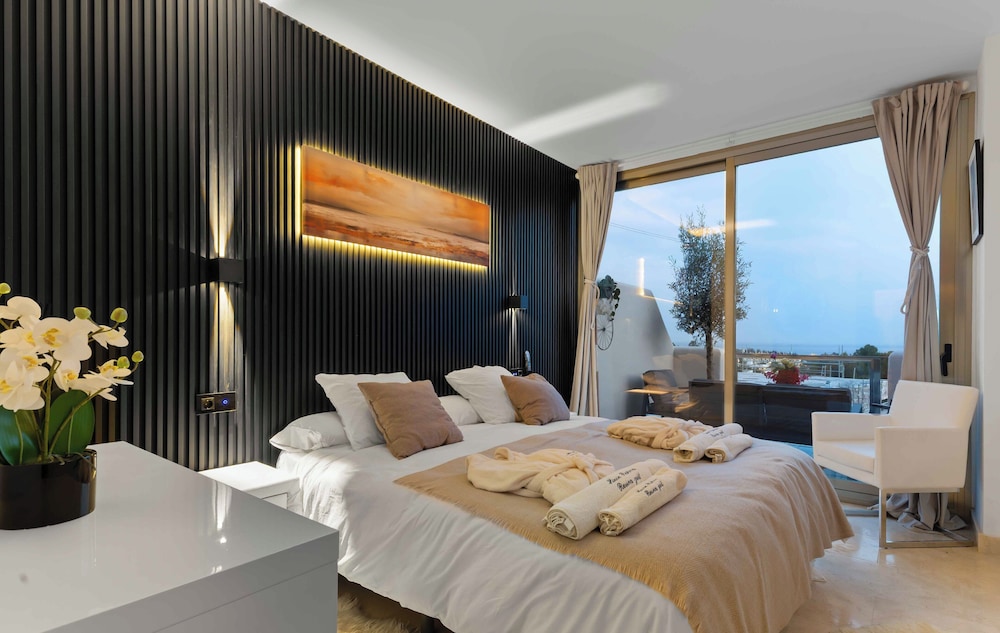 Al Fattah Luxury