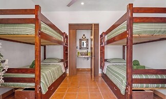 Los Gonzalez Hotel by Monyxbnb