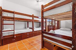 Los Gonzalez Hotel by Monyxbnb