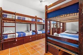 Los Gonzalez Hotel by Monyxbnb