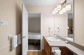 Le Johannsen by RVMT