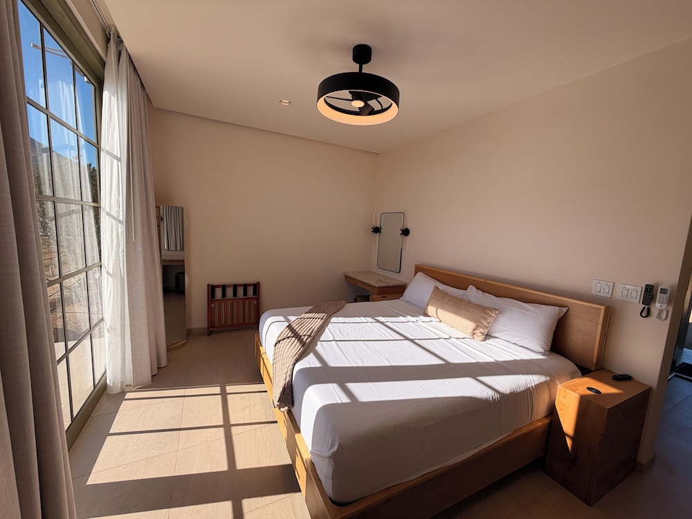Nangi Hotel Boutique