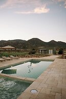 Nangi Hotel Boutique