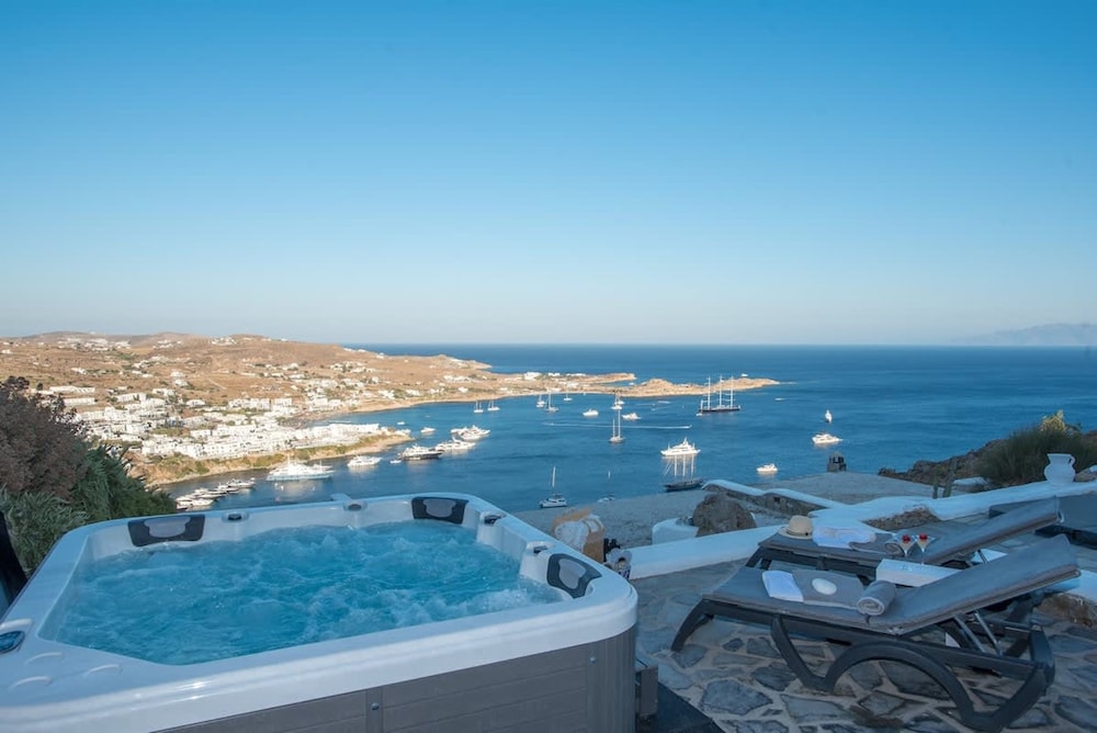Mykonos Psarou Place Seaview With Private Jacuzzi