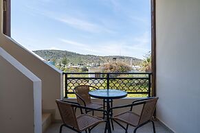 Three Waves Maisonettes