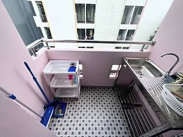 401 Budget Room Utilities Wifi Balcony in Ratchada