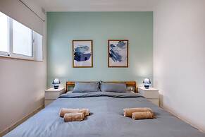 Spacious 4 Bedroom 4 Bathrooms Apartment