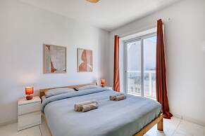 Spacious 4 Bedroom 4 Bathrooms Apartment