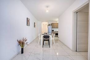 Spacious 4 Bedroom 4 Bathrooms Apartment