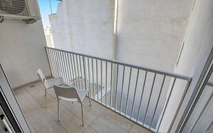 Spacious 4 Bedroom 4 Bathrooms Apartment