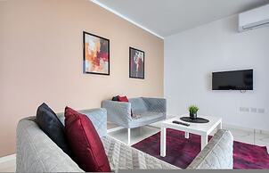 Spacious 4 Bedroom 4 Bathrooms Apartment