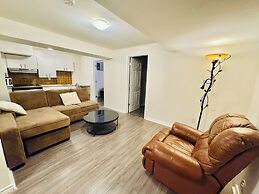 Spacious, Private & Independent Stay in Milton
