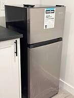 Room-haven in the Prairies 1BR S