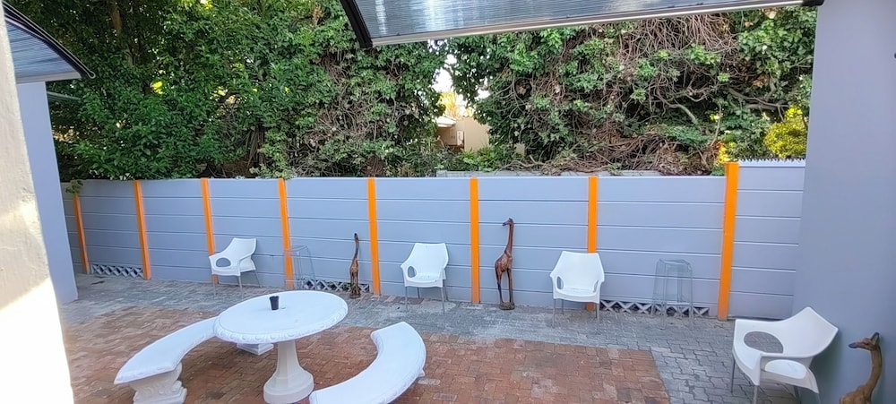 neo & Ruks Guest House